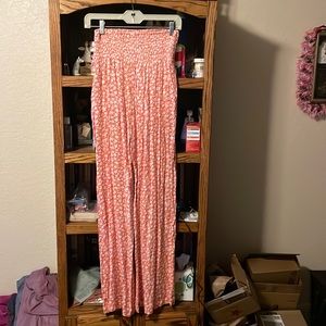 Billabong Wide leg pants cool for the Summer